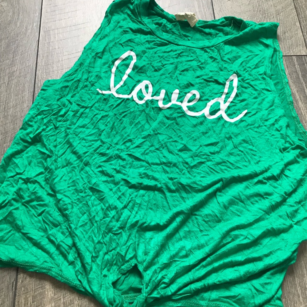 Love top 💚